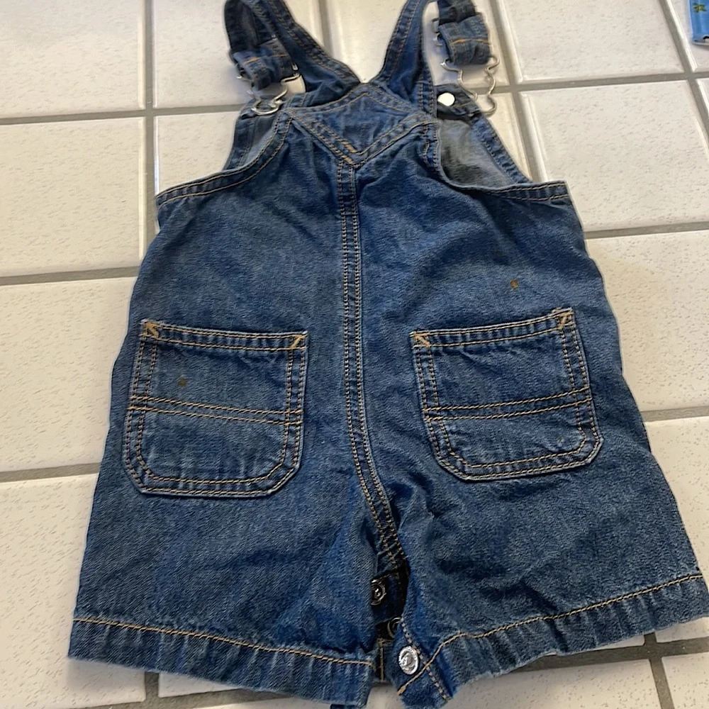 Carter’s 9 months boys one piece. - Picture 2 of 2